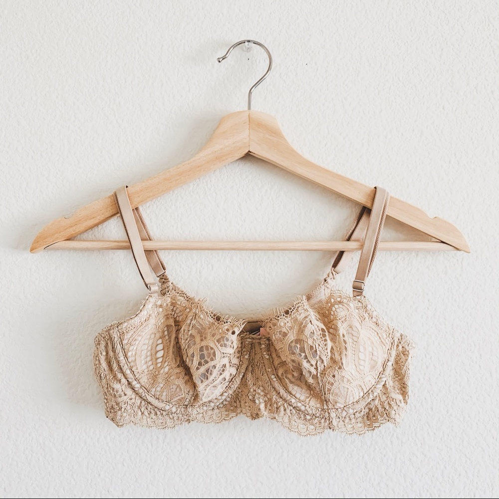 Victoria’s Secret Unlined Push Up Bra